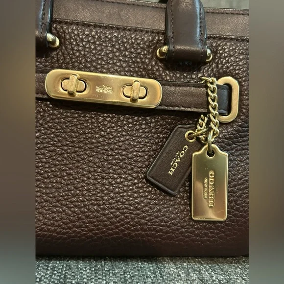 Coach Swagger Mini - Picture 2 of 15